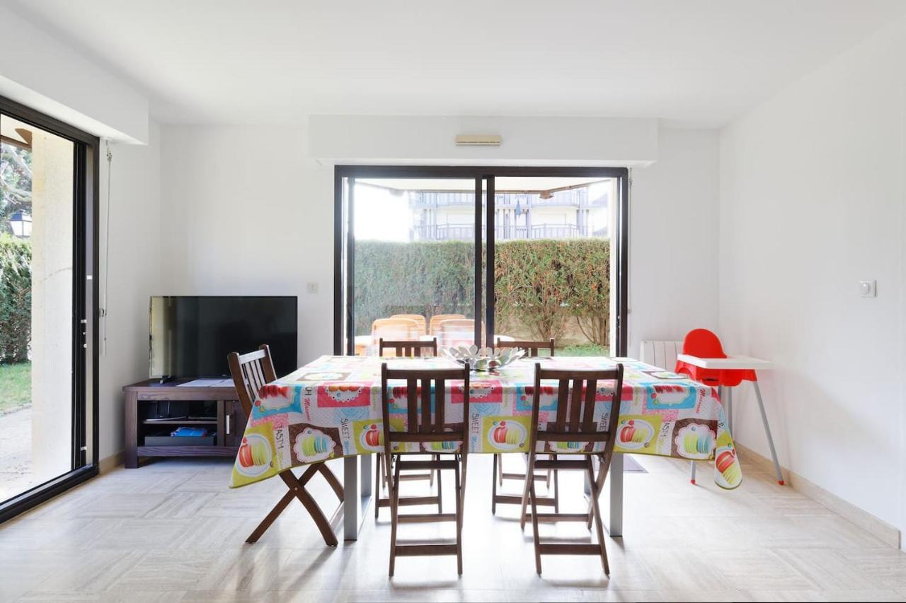 Charmant 3 Pieces Avec Jardin A 5Mn De La Plage Довиль Экстерьер фото