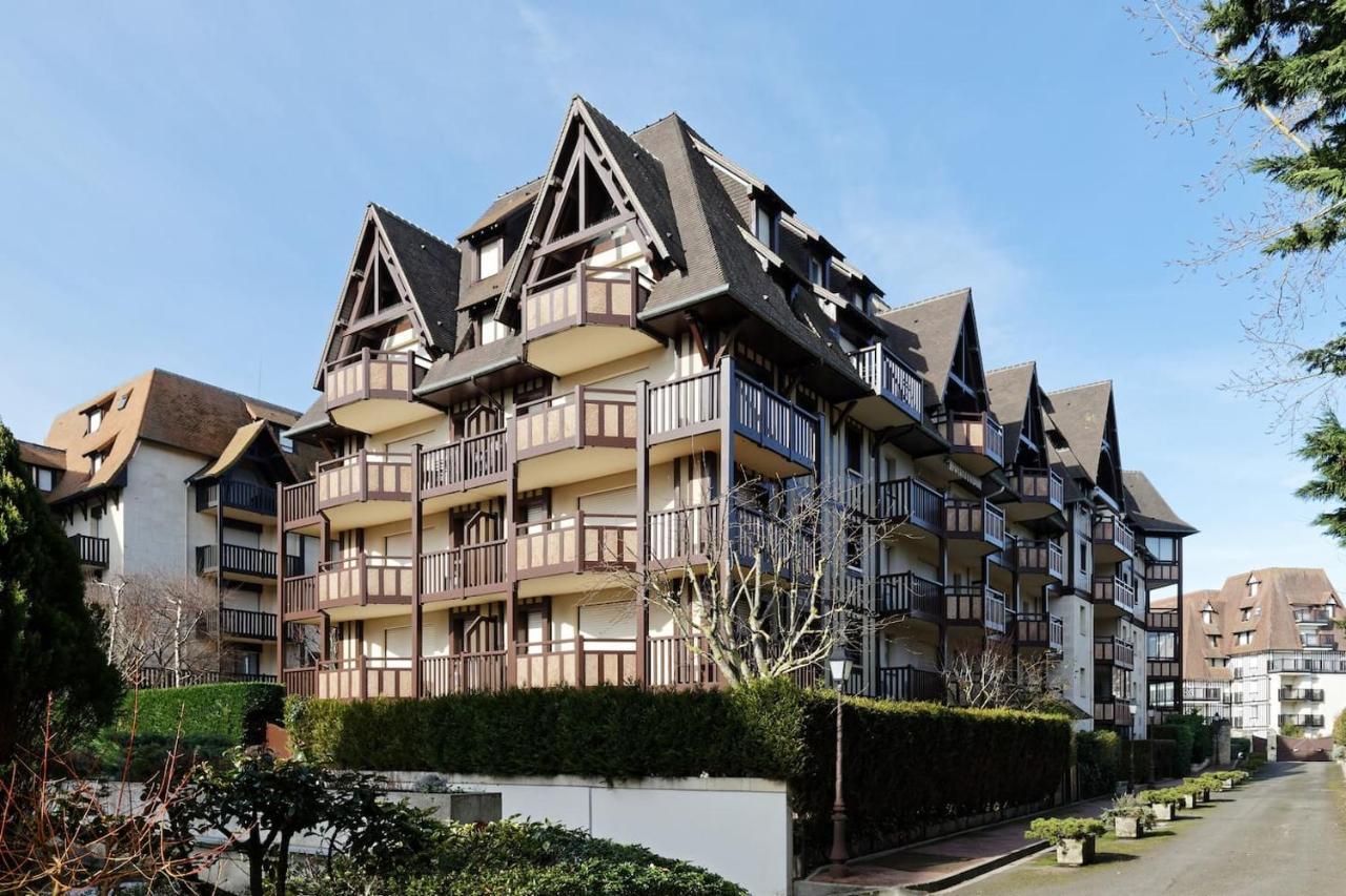 Charmant 3 Pieces Avec Jardin A 5Mn De La Plage Довиль Экстерьер фото